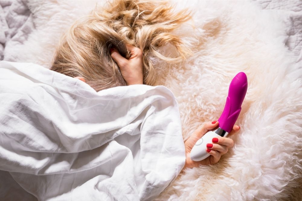 What Is ‘Ruined Orgasm’ (What It Is And How To Try It)